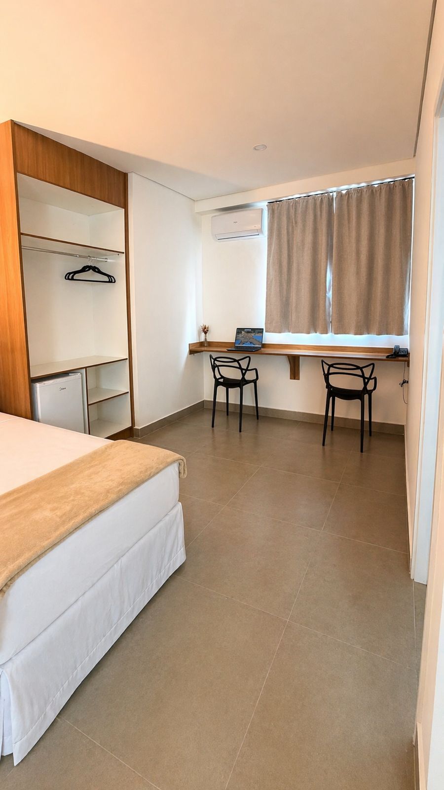 Ambiente do Quarto Quádruplo do Smart Hotel